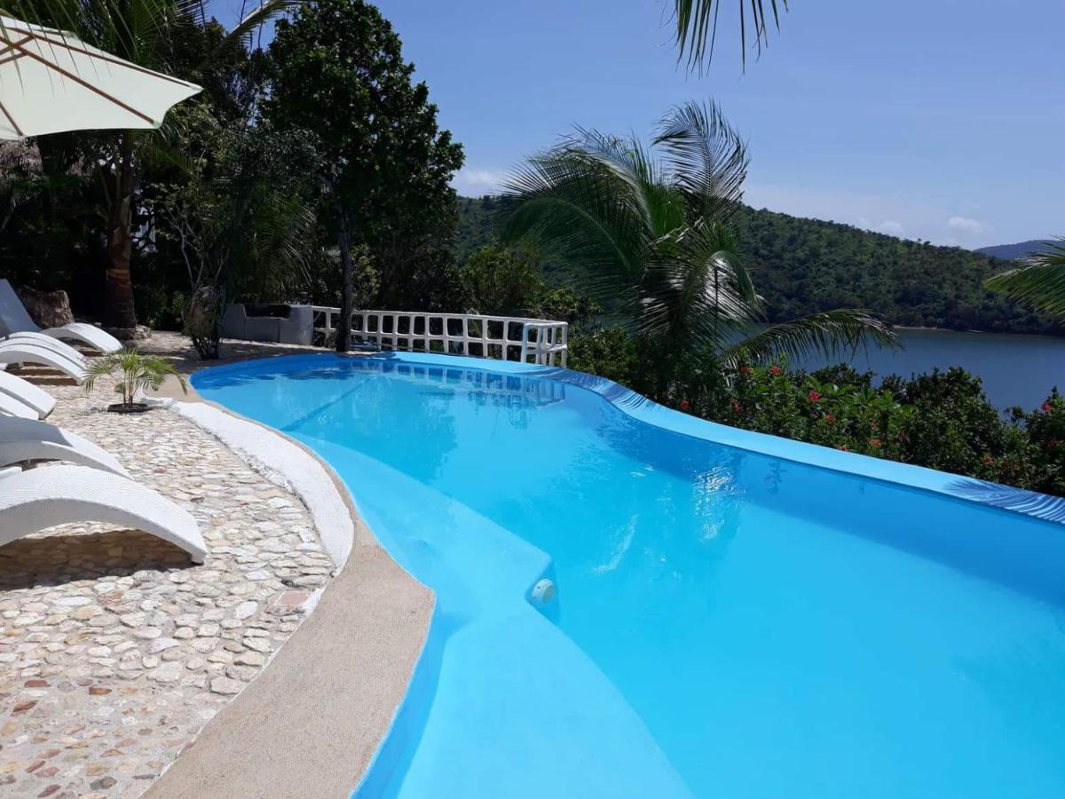 Al Faro Cosmio Hotel Palawan Бусуанга Екстериор снимка