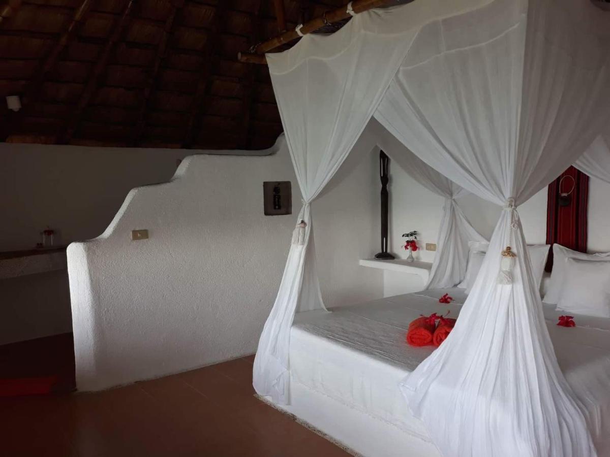 Al Faro Cosmio Hotel Palawan Бусуанга Екстериор снимка