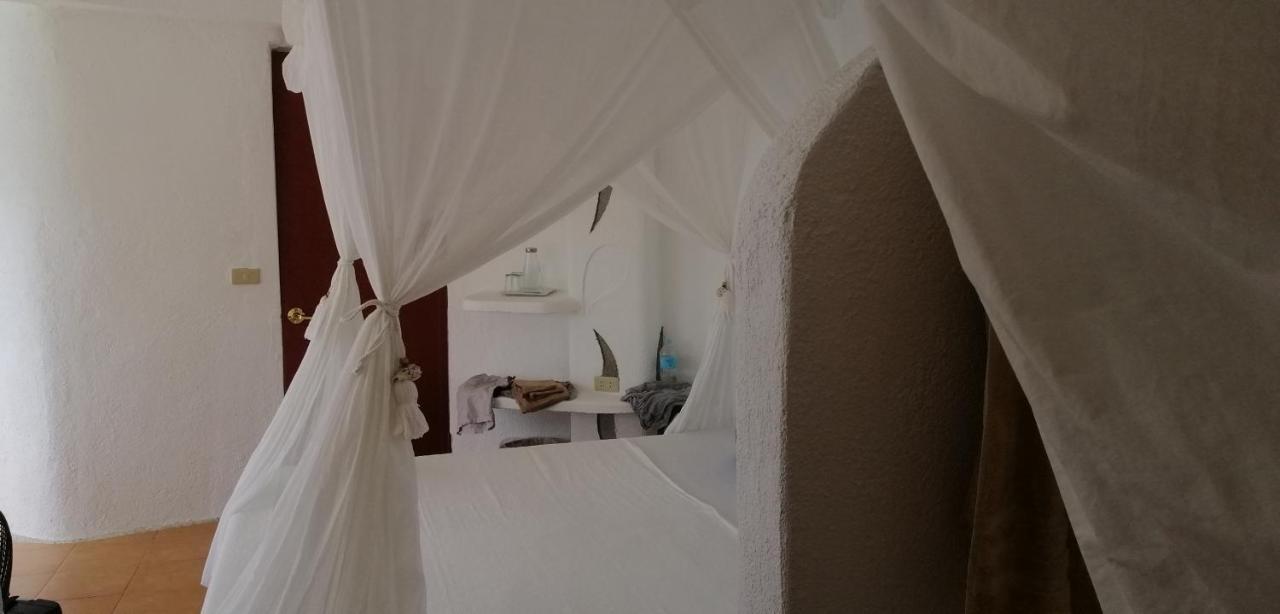 Al Faro Cosmio Hotel Palawan Бусуанга Екстериор снимка