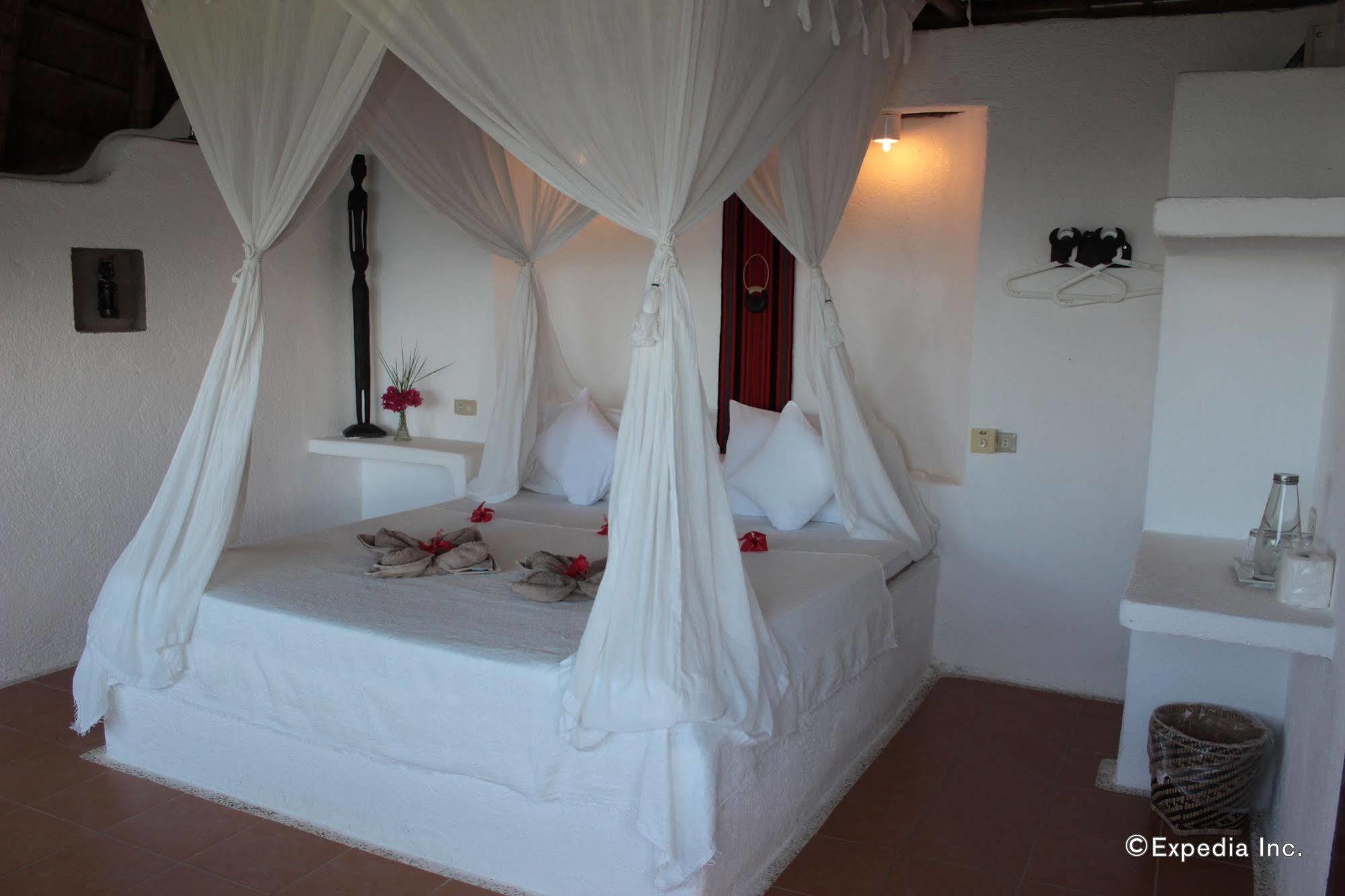 Al Faro Cosmio Hotel Palawan Бусуанга Екстериор снимка